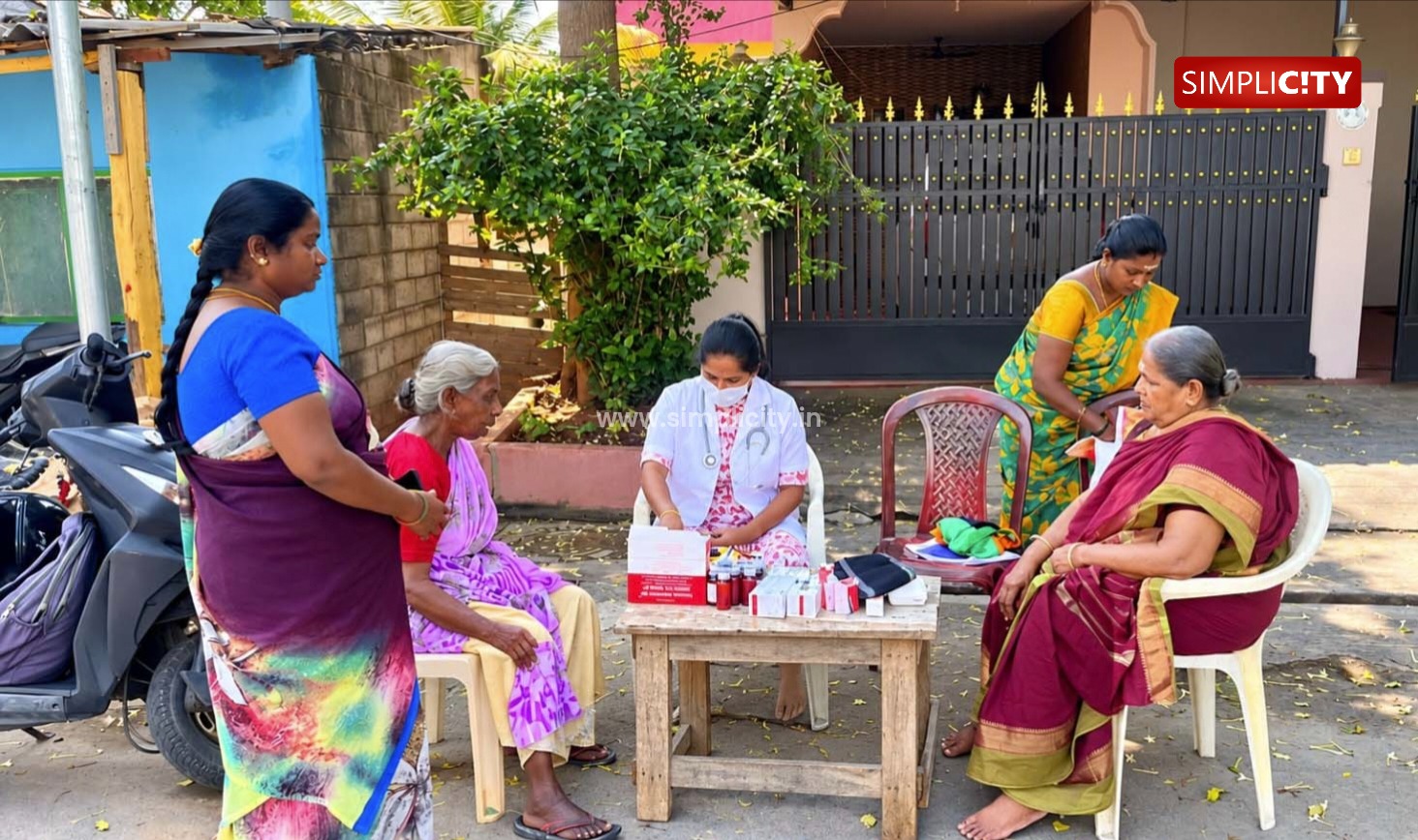 கோவையில் மாநகராட்சி சார்பில் மழைக்கால மருத்துவ முகாம்கள்: 8 நாட்களில் 15,328 பேர் பயன்பெற்றனர்