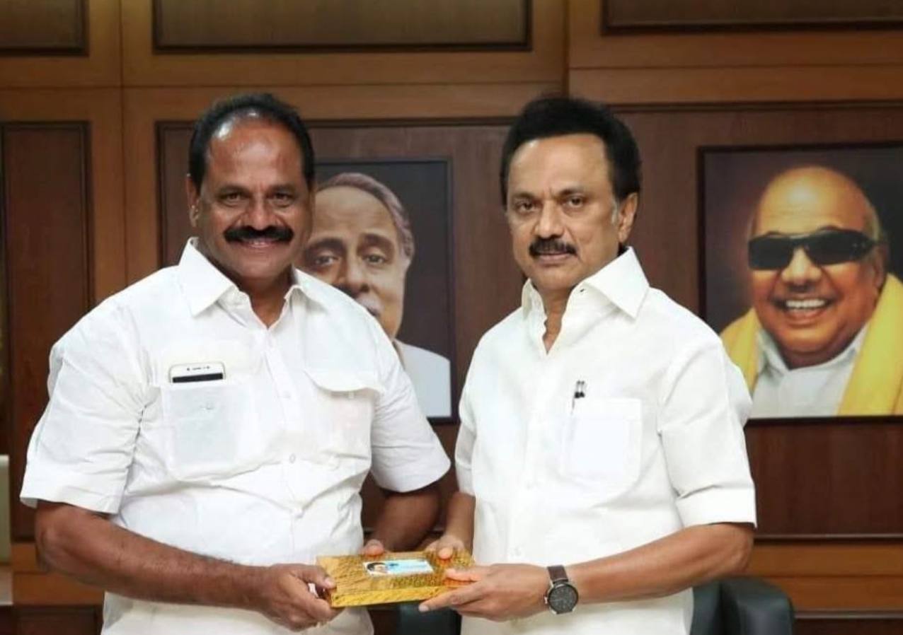 மேட்டுப்பாளையம் தொகுதி அதிருப்திக்குப் பிறகு ராஜினாமா: திமுக T R சண்முகசுந்தரம் தனியாக போட்டி?