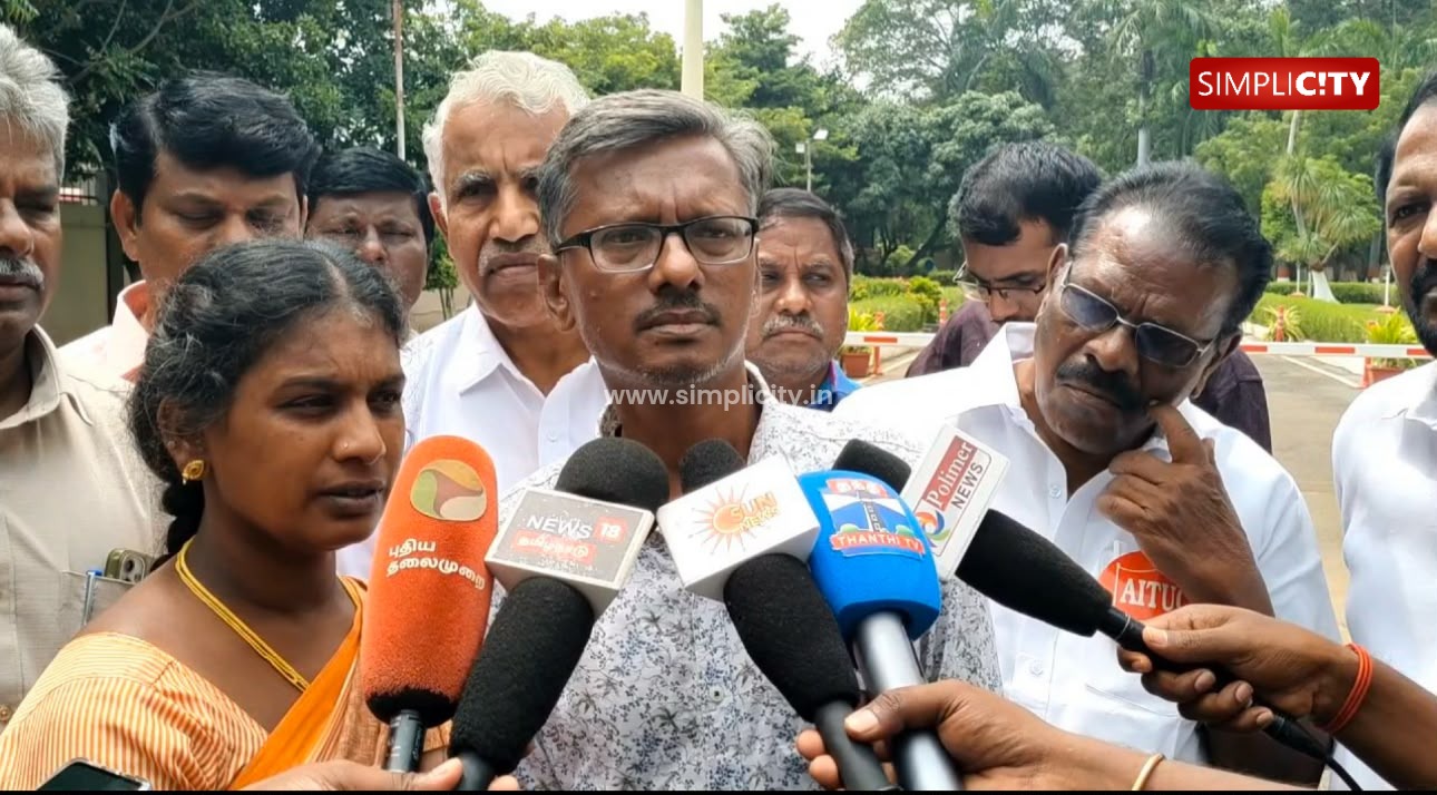 கோவை மாணவர் அகிலன் தற்கொலை வழக்கு: சிபிசிஐடி விசாரணைக்கு மாற்றக் கோரி பெற்றோர் தொடர் போராட்டம்