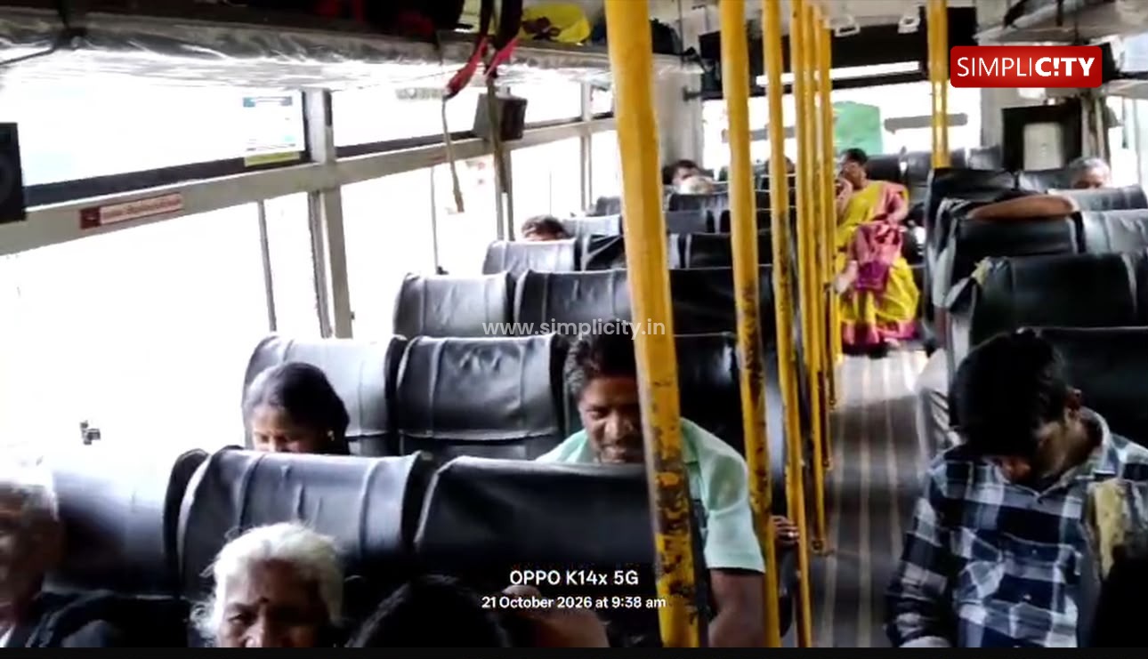 வால்பாறை - பொள்ளாச்சி மலைப்பாதையில் நிலச்சரிவு: ஆழியார் சுங்கச்சாவடியில் உணவு, குடிநீரின்றி தவித்த மக்கள்