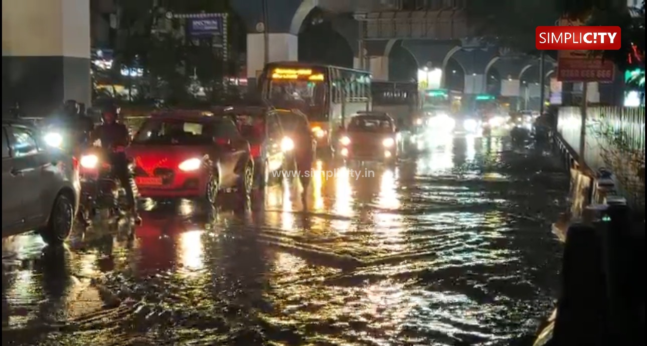 Heavy Rain Floods Coimbatore City, Disrupts Ayudha Pooja Preparations