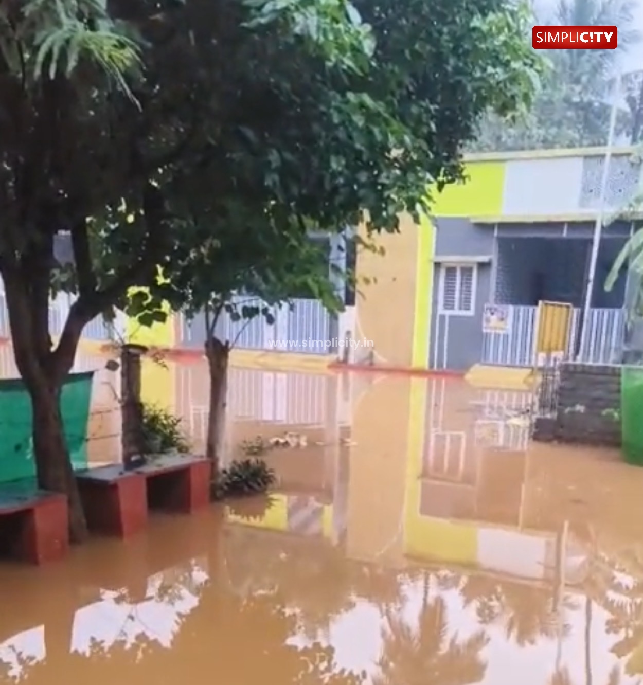 VKV Avenue Residents near Chinna Thadagam to Hold Human Chain Protest Over Waterlogged Roads