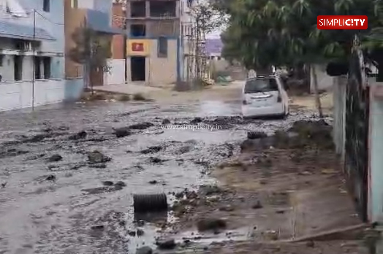 Sewage Overflow Floods Eachanari Muthunagar Street, Residents Demand Permanent Fix