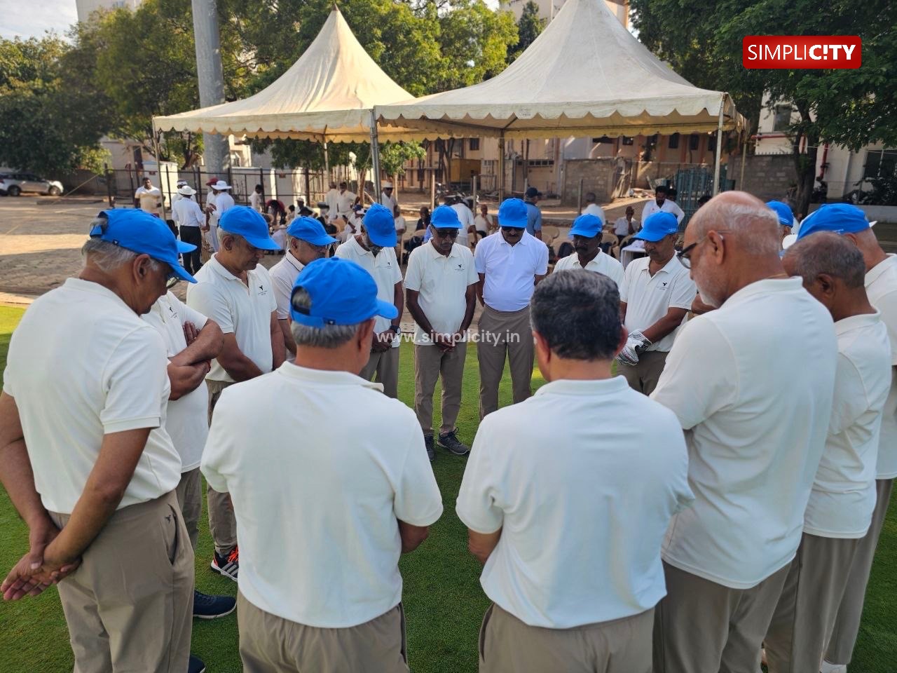சீனியர் கிரிக்கெட் சாம்பியன்ஷிப்: கோவை SNR கல்லூரியில் செப்டம்பர் 27, 2025 அன்று நடைபெற்ற 65 வயதுக்கு மேற்பட்டோருக்கான சீனியர் கிரிக்கெட் போட்டியில் சேலத்தை 30 ரன்கள் வித்தியாசத்தில் வீழ்த்தி கோவை அணி சாம்பியன் பட்டத்தை வென்றது. — image 4